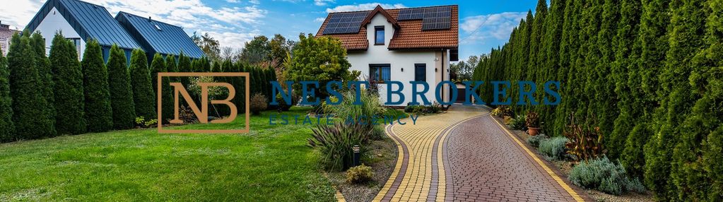 Dom wolnostojący z fotowoltaiką oraz dużym ogrodem