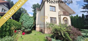 Cichy dom wśród zieleni, duży taras, dobry dojazd