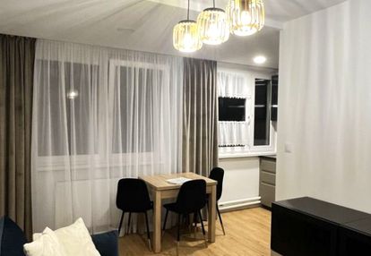 -ładne-2pokoje po remoncie-media miejskie-parking-