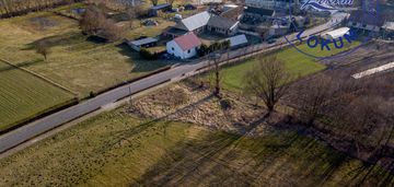 Ładna działka w otoczeniu jezior