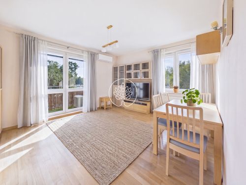 Oddzielna kuchnia / duży balkon / cicho