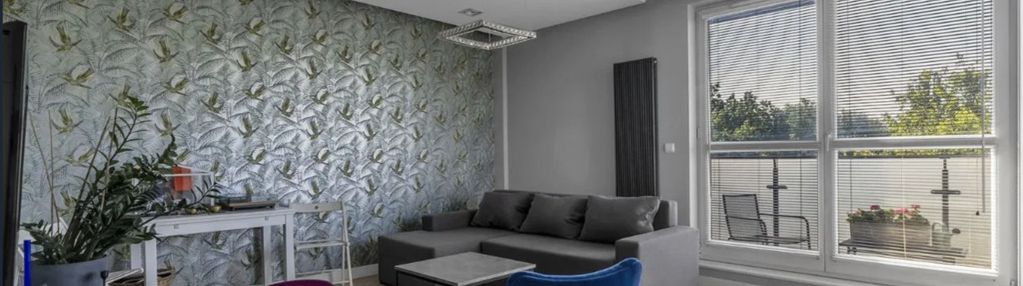 Przy wyścigach | komfortowe | miejsce postojowe