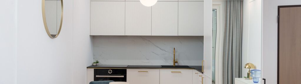 Stylowe 2-pok, loggia, parking w hali, kl, centrum