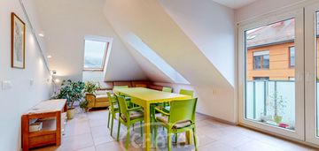 Apartament z m. post. komórką i dwoma balkonami