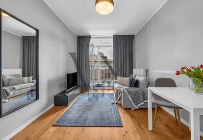 2 pokoje z balkonem, 39m2, praga-południe