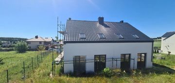 Dom bliźniak w bojanie