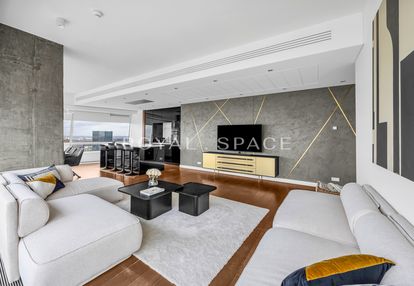 Panoramiczny apartament na 23 piętrze | złota 44