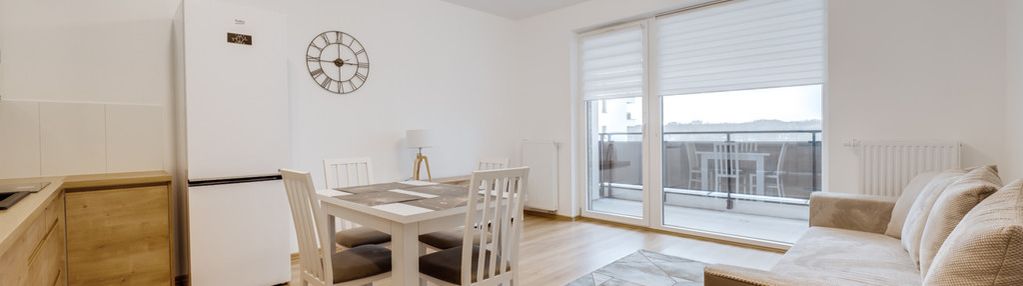 Duży apartament z dwoma balkonami