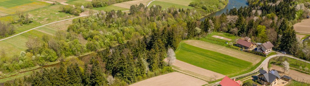Działka budowlana przy lesie 25 ar.