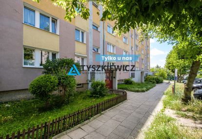 Słoneczne, rozkładowe 3 pokoje z balkonem.