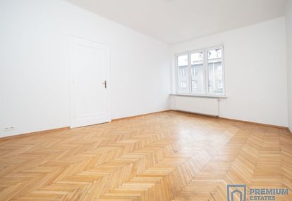 Klimatyczne | 2-pok | odzielna kuchnia | kamienica