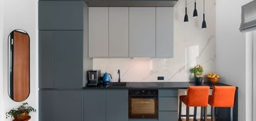 Wysokość 3 m, balkon, klima, pełne wyposażenie