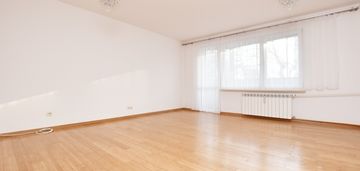 3 pok,oddzielna kuchnia,balkon,ul.dobrego pasterza