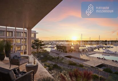 Z widokiem na marinę | spacerem nad wodę