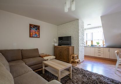 Przytulne mieszkanie na poddaszu. ul. piłsudskiego