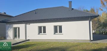 Dom  wolnostojący  w krasieninie   gmina niemce