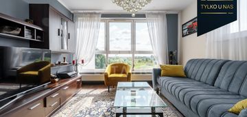 Apartament z dużym tarasem na jasieniu