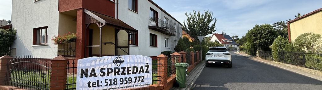 Dom z 2 garażami/lokalem usługowym/ul.lotników