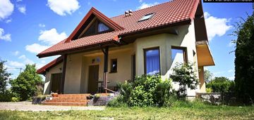 Dom wolnostojący, duża działka, ruchna