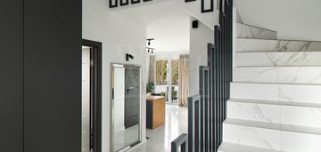 2-poziomowe mieszkanie w spokojnej okolicy