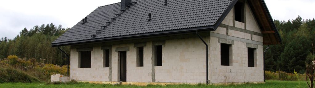 Dom w otoczeniu lasu | działka 2400 m²