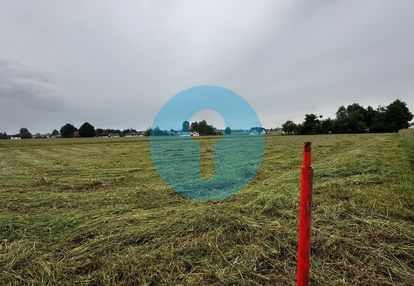 Strawczynek działka budowlana 1240 m2