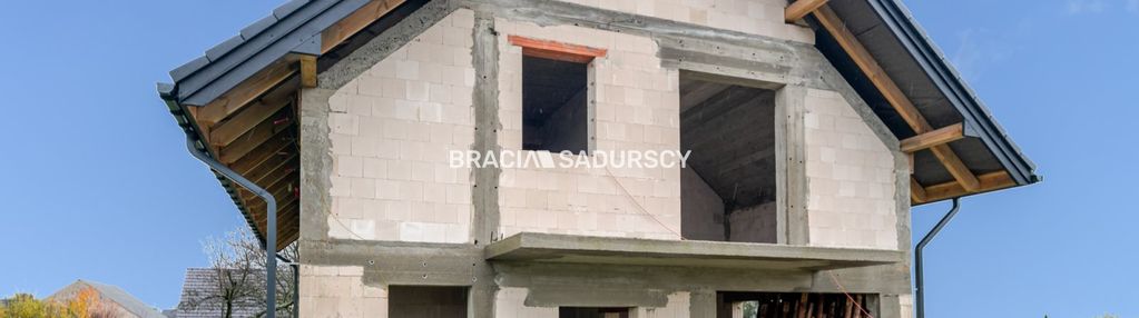 Dom wolnostojący w stanie surowym - bębło - 130m2