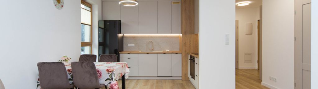 Nowe, zadbane 3 pokojowe-miejsce postojowe w cenie