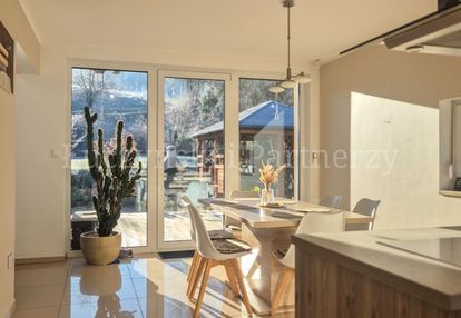 Słoneczny dom pod lasem -pławna górna