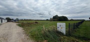 Sprzedam działkę budowlaną w m. kopcie