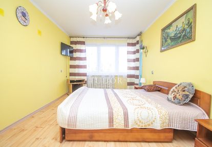 3 pokoje|balkon|oddzielna kuchnia|parter