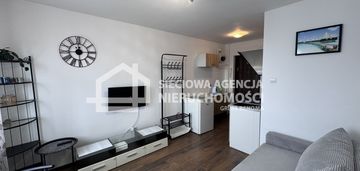 Kawalerka z widokiem na las na przylesiu