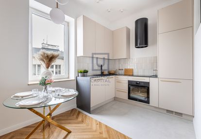 Parking | wysokie 310 cm | dwustronne | kamienica