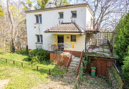 Działki z 2 domami z potencjałem | 751 m²