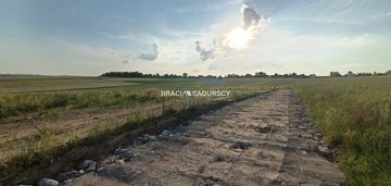 Działka 10,5 ara, gm. iwanowice- sieciechowice