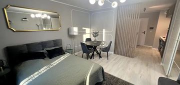 Przestronna kawalerka | centrum |