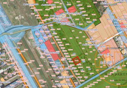 Atrakcyjna z wz w majdanie gm. wiązowna