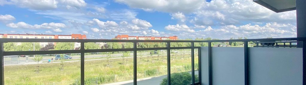 3 pokoje, 2 miejsca postojowe, komórka, balkon 8m2