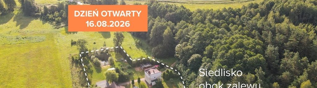 Siedlisko: 2 domy, budynki gospodarcze, staw