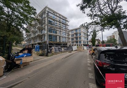 Inwestycja niedaleko plaży. widok na morze