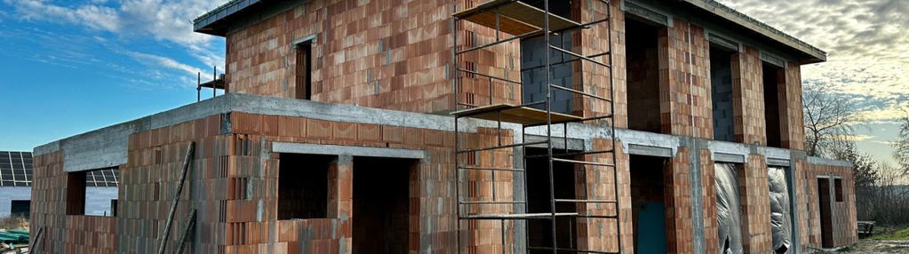 Bliźniak z garażem i ogrodem