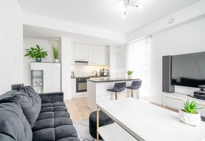 Atrakcyjne 3-pokojowe mieszkanie 46 m² – zawada