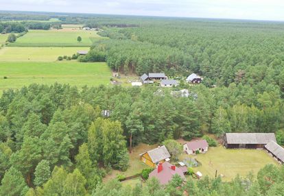 Zielona enklawa w otulinie lasów