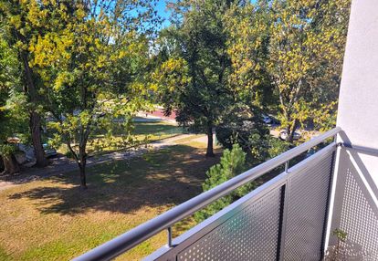 -33m2-opcja 2 pokoi-balkon-zieleń-media miejskie-!