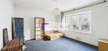 80 m² + strych | udział w kamienicy z 1938 r.