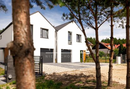 Nowe domy w kaczych bukach