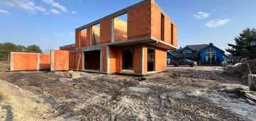 Nowoczesny dom podwójny garaż duża działka