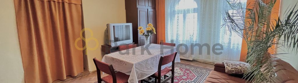 Centrum wschowy. lokal z garażami i ogrodem