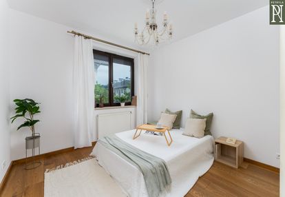 3-pokojowe mieszkanie z 30-o metrowym tarasem i miejscem parkingowym!