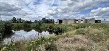 Dom w stanie surowym otwartym osiedle poznańskie